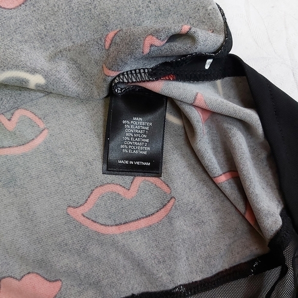 Taking SHAPE Kiss & Tell Strappy Top - Picture 4 of 6